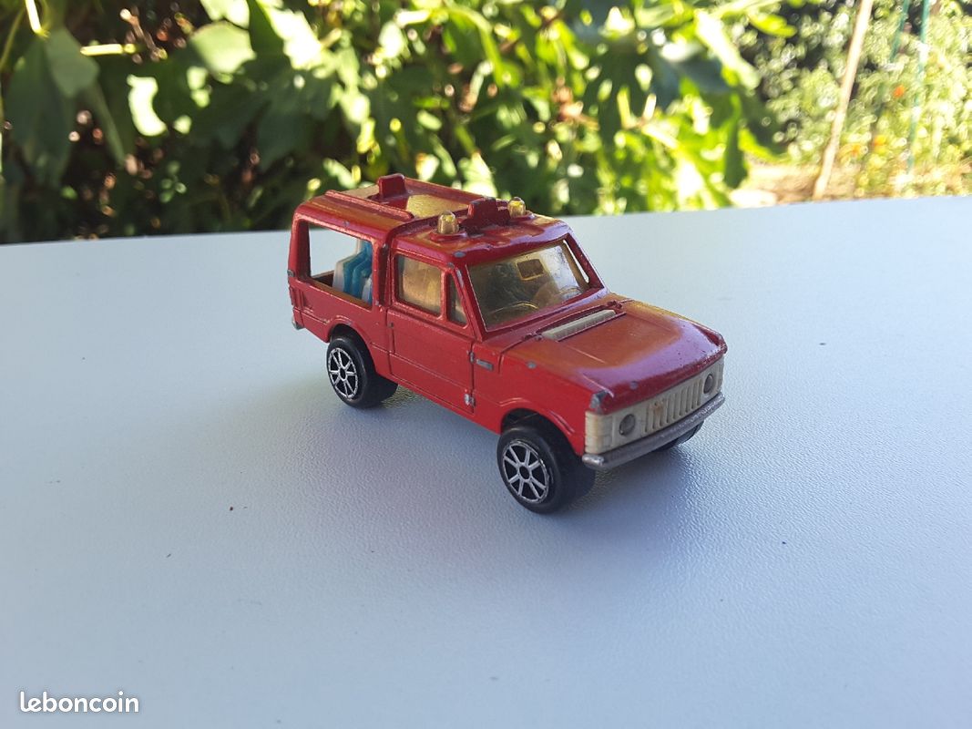 Majorette Range Roger pompiers échelle 1/60 (image 1)