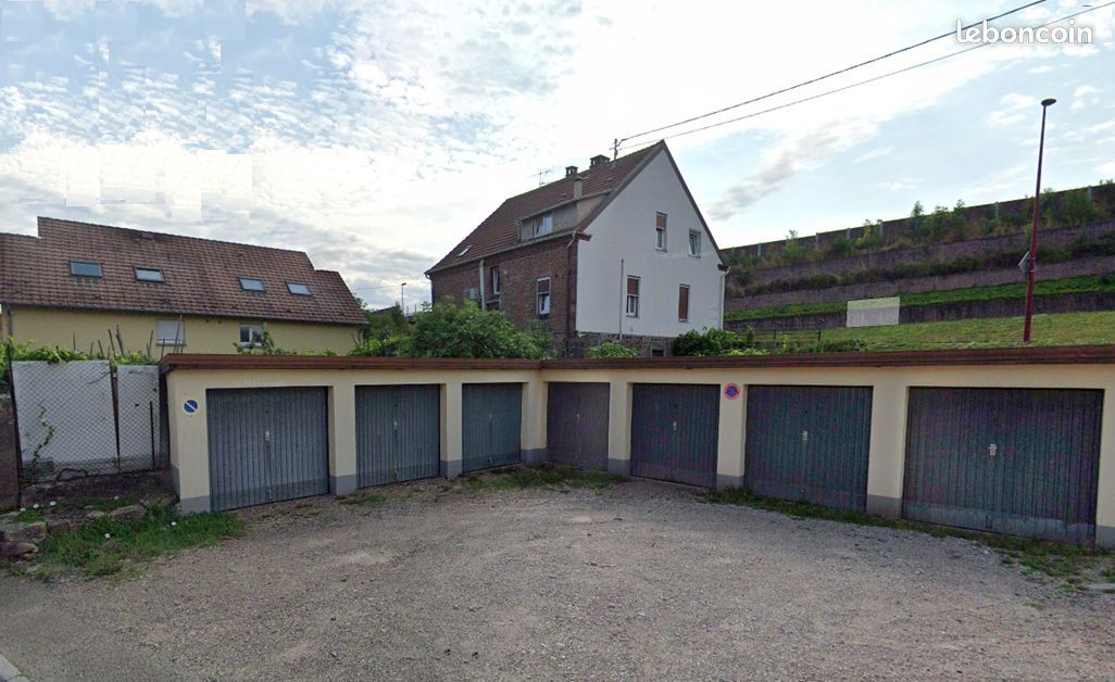 Parking 11 m² · à Schirmeck · 11 m² · 60 €/mois