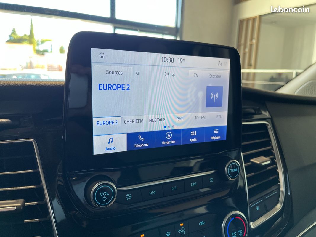 FORD TOURNEO CUSTOM 320 L1H1 1.0 EcoBoost 120 Phev Titanium (image 50)