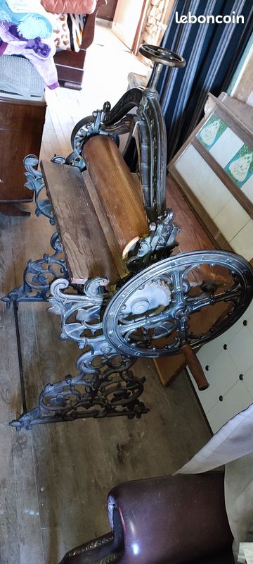 Ancienne Essoreuse à Linge Achille USA - Outil Agricole En Bois - 19e Art Populaire - (n.1)