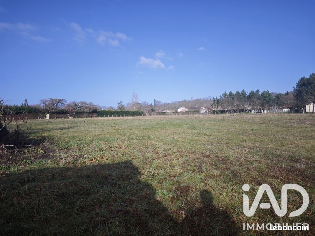 Terrain 10097 m² · à Bernos-Beaulac · 10 097 m² · 199 000 €
