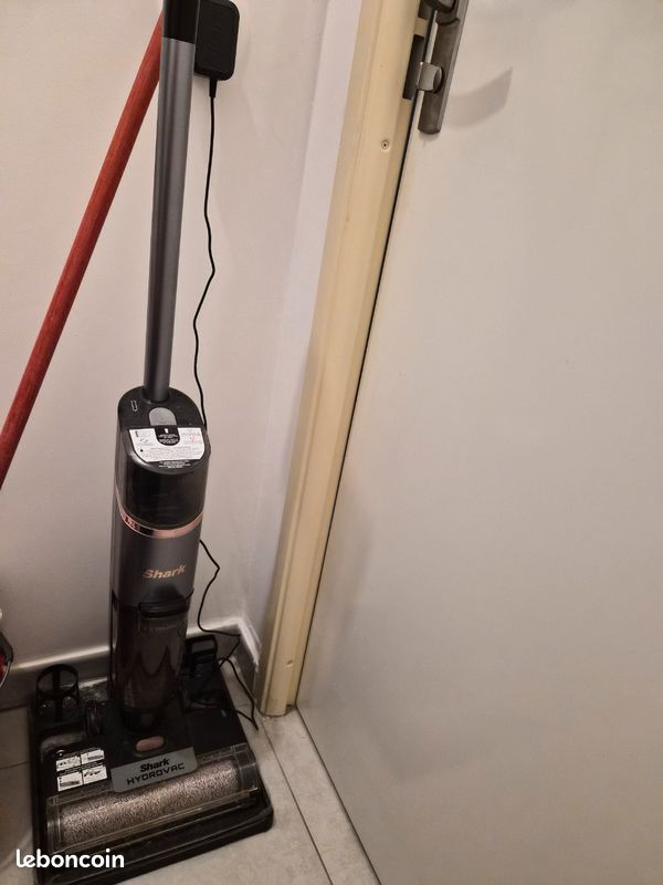 Aspirateur laveur shark (image 1)