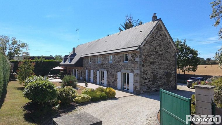 Longère 7 pièces 239 m²