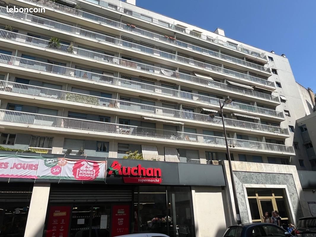 Appartement 1 pièce 30 m² · à Paris · 30 m² · 295 000 €