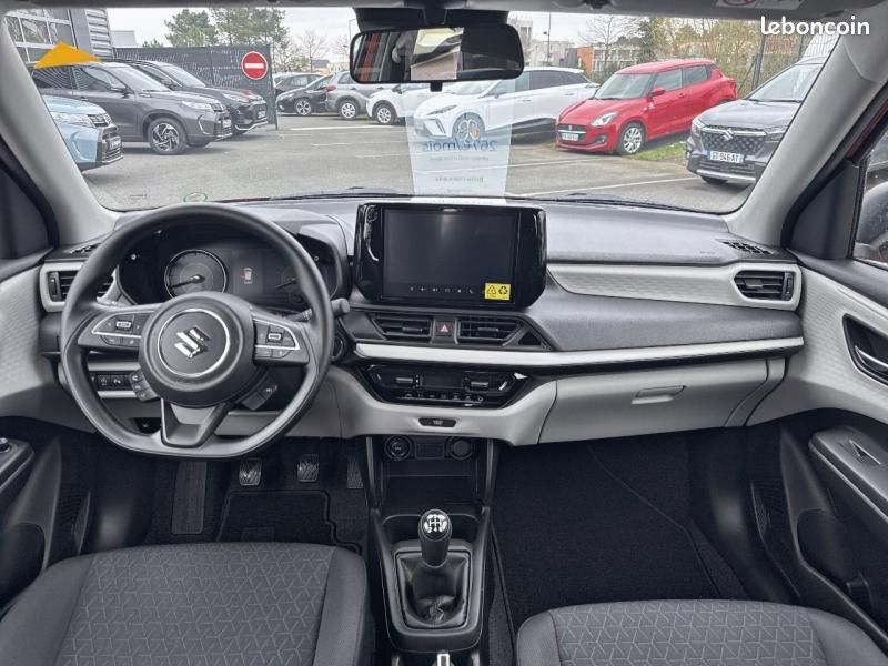 Suzuki Swift 1.2 Hybrid 83ch Avantage (image 23)