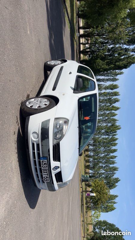 Clio 2 CT OK (image 1)