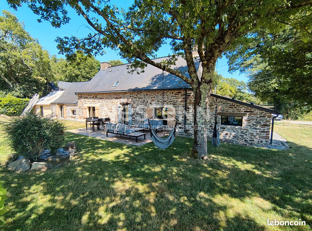 Maison 6 pièces 132 m² · à Pleucadeuc · 132 m² · 377 000 €