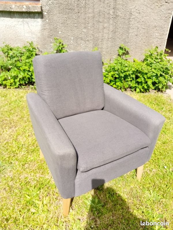 Fauteuil tissus gris (image 1)