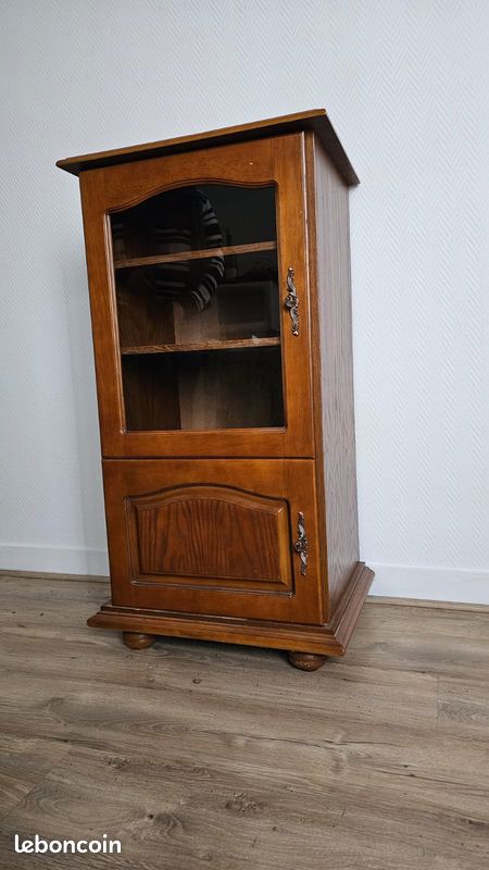 Vitrine (image 1)