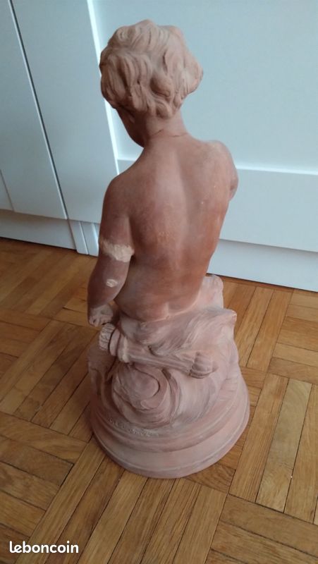 Statue putto en terre cuite (image 2)