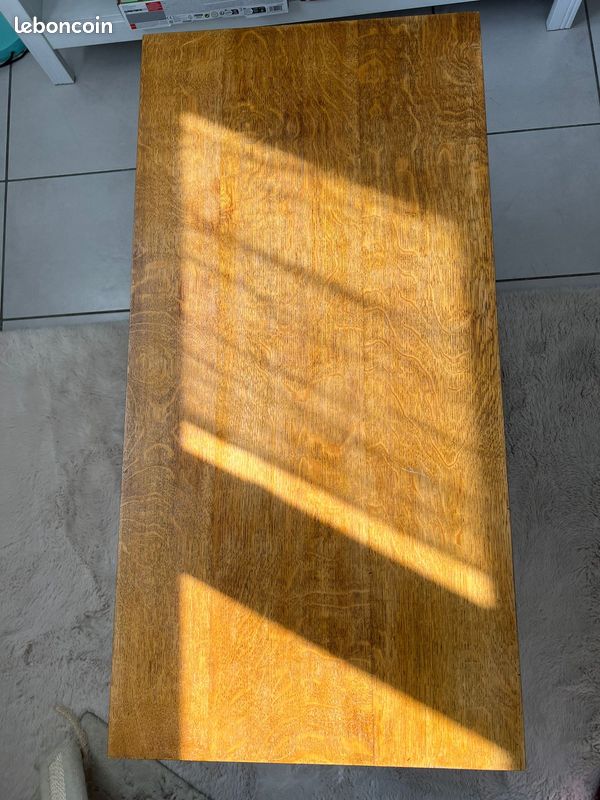 Table basse en chêne massif – fabrication artisanale (image 4)