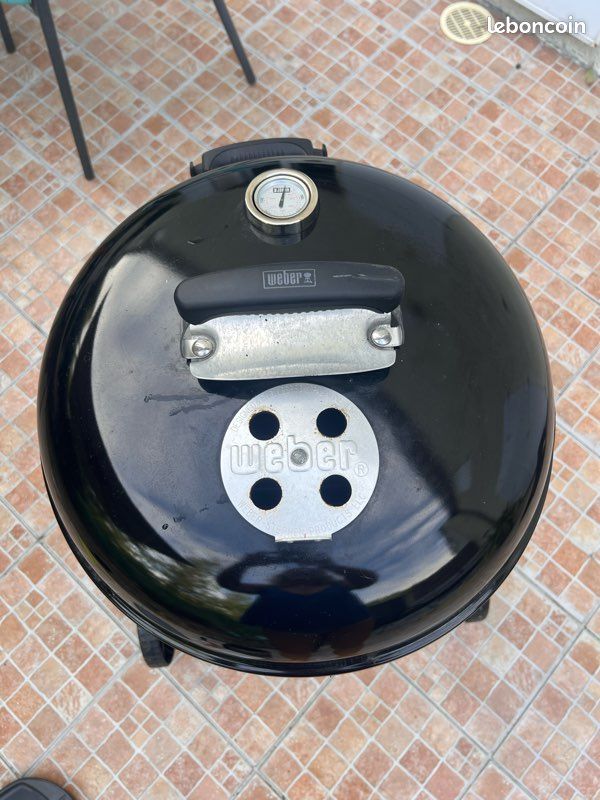 Barbecue de marque Weber Original modèle Kettle (image 3)