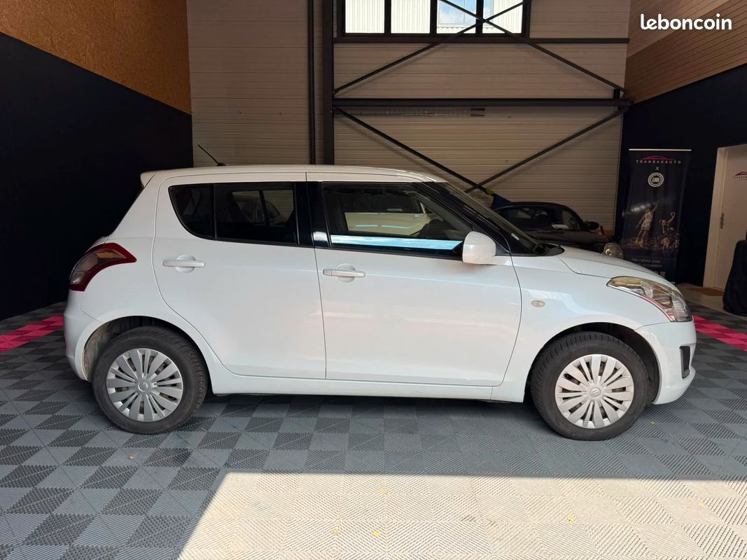 Suzuki SWIFT 1.2 94ch 4x4 PRIVILEGE (image 4)