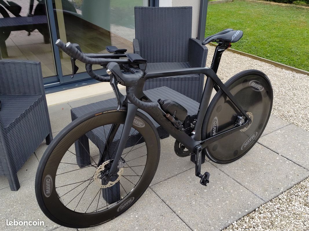 Roue lenticulaire carbone clm chrono triathlon Équipements vélos