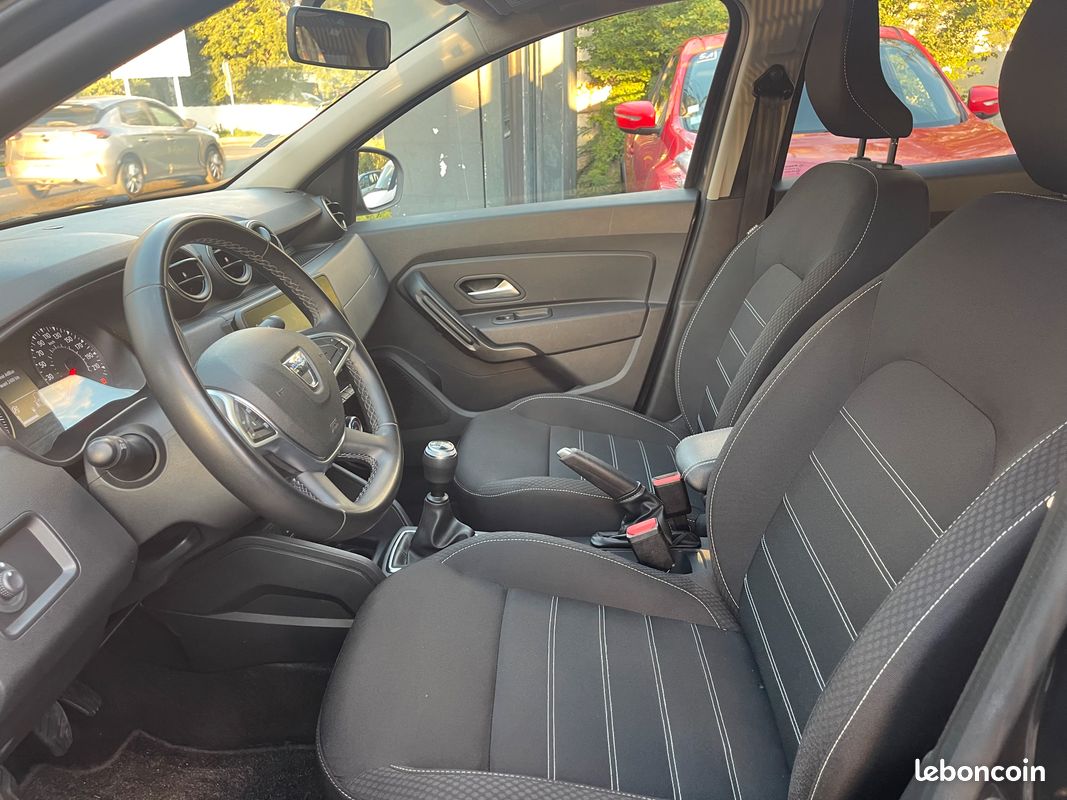 Dacia duster 1.5 blue dci 115 cv (image 4)