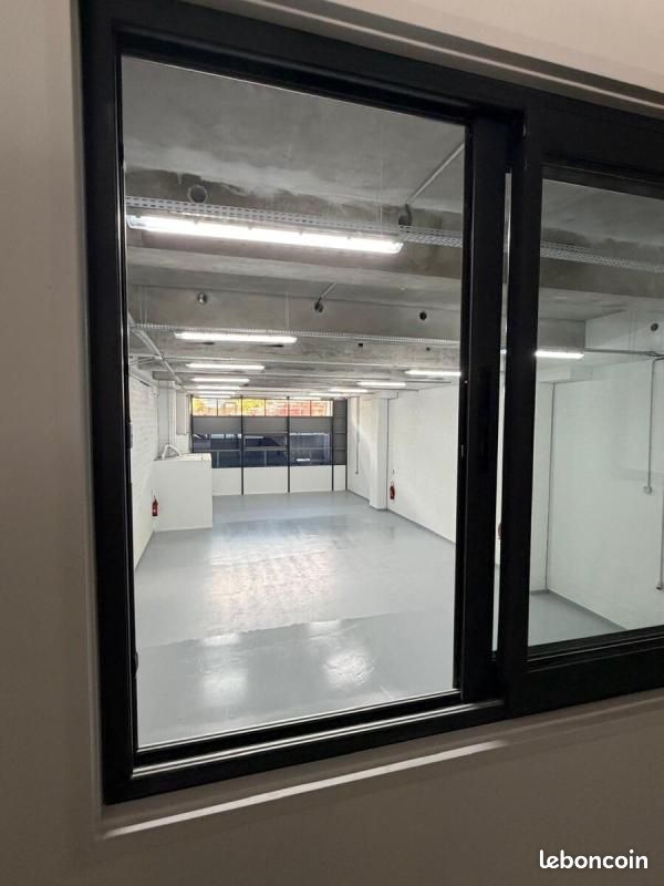Local d'activité 310 m² (image 6)