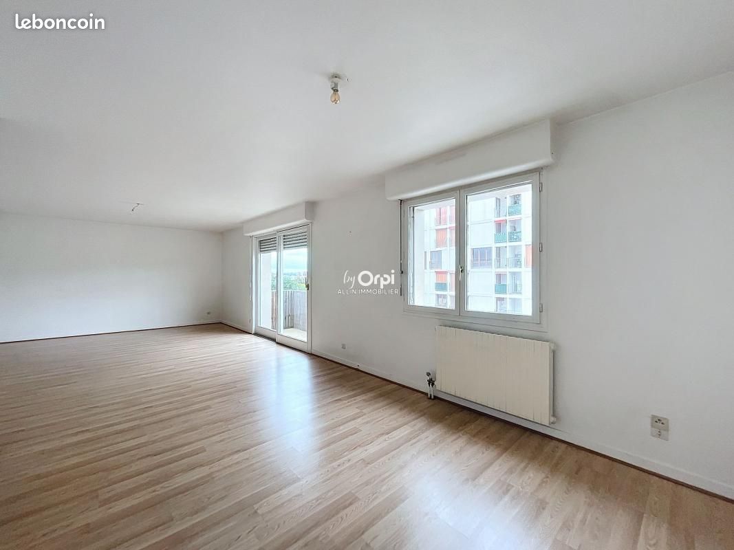 Appartement 4 pièces 88 m² · à Montluçon · 88 m² · 54 000 €