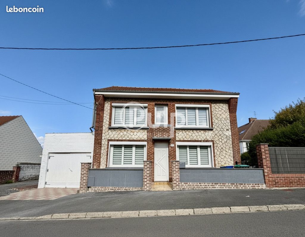 Maison 5 pièces 130 m² · à Dainville · 130 m² · 247 000 €