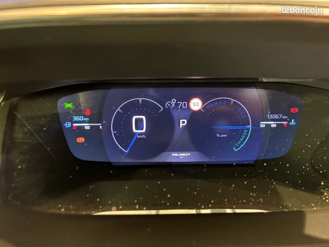 PEUGEOT 2008 1.2 Hybrid 136ch GT - 2024 - 13 500 km - CarPlay - Première main (image 21)