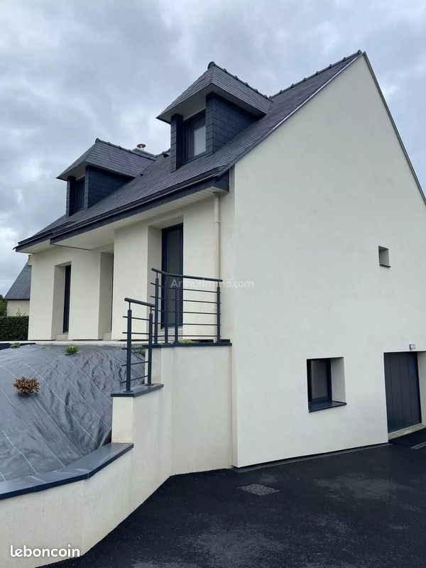 Appartement 5 pièces 102 m² · à Saint-Gilles · 102 m² · 1 377 €/mois