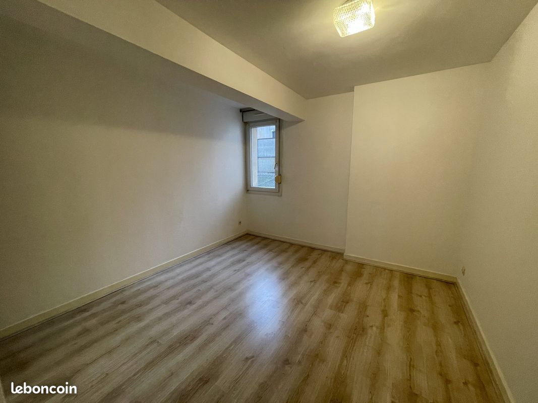 Appartement a louer epinal - 5 pièce(s) - 125 m2 - Surfyn