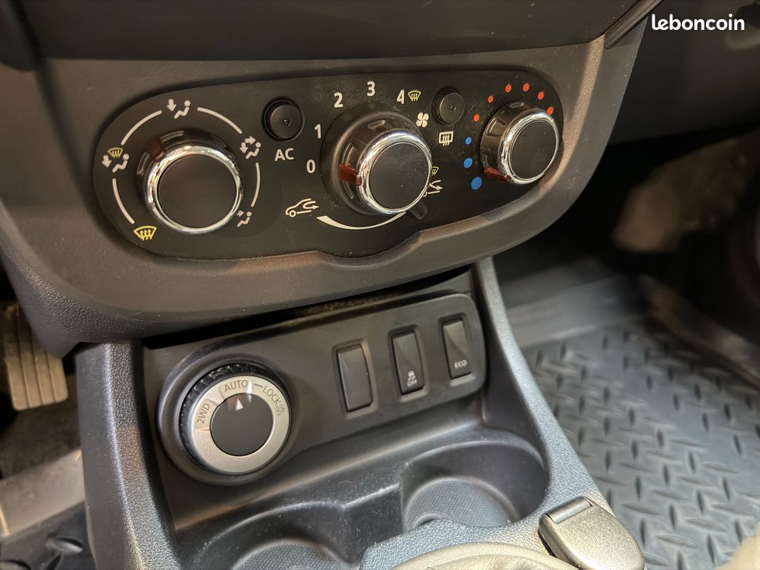 DACIA DUSTER 4X4 1,5L DCI 110Ch LAUREATE 1ère MAIN (image 13)