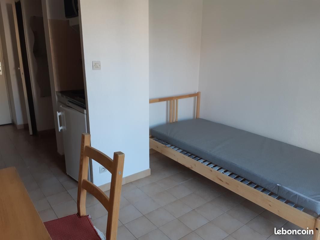 Appartement 1 pièce 16 m² · à Grenoble · 16 m² · 360 €