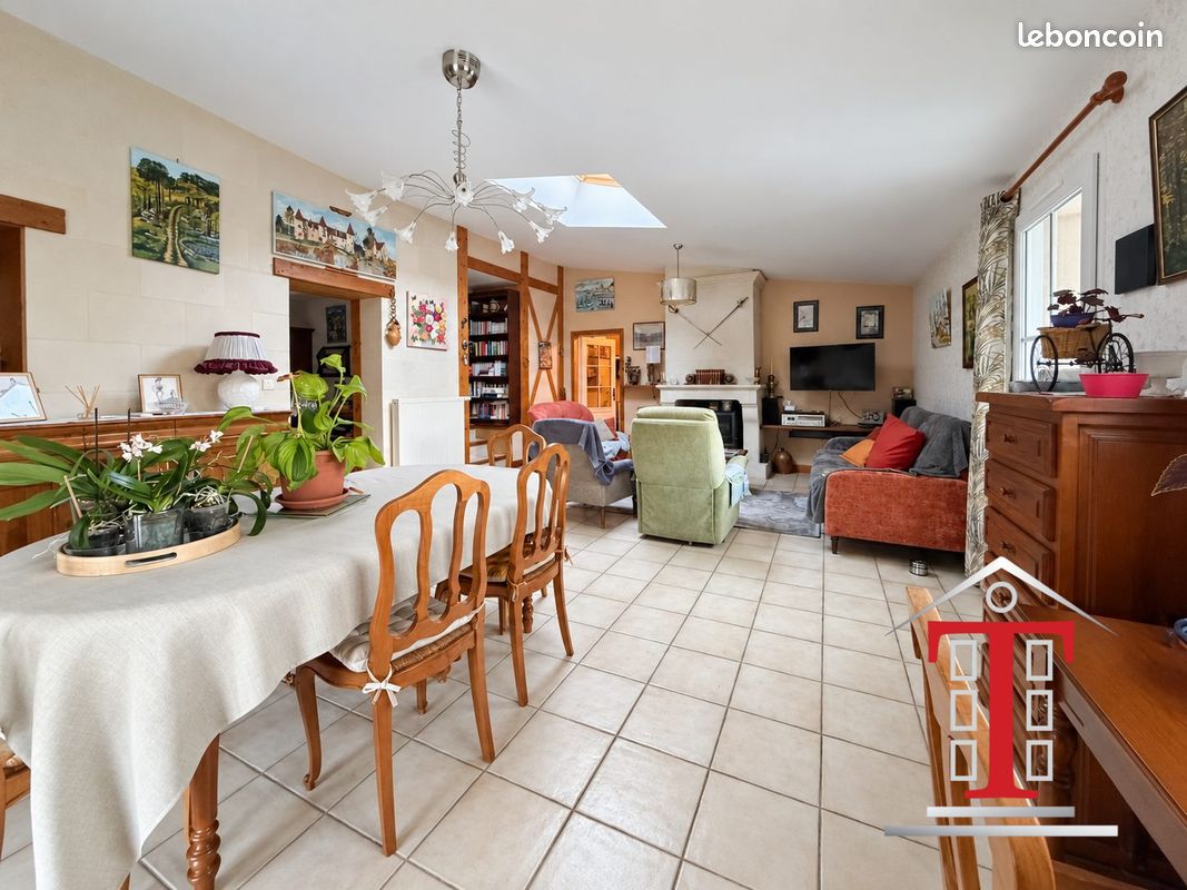 Maison 5 pièces 192 m² · à Beaufort-en-Anjou · 192 m² · 309 000 €