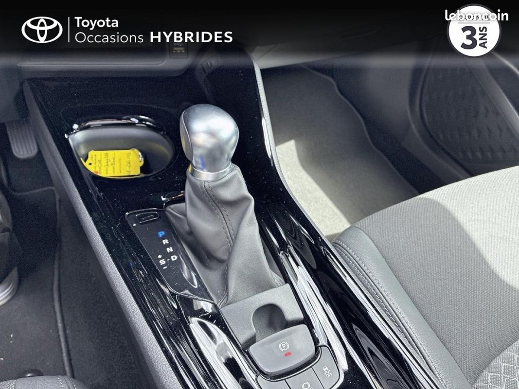 Toyota C-HR 2.0 Hybride 184ch Design Ultimate E-CVT (image 23)