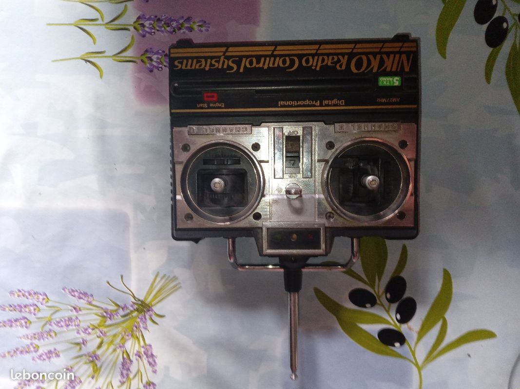 Recherche télécommande pour nikko gp15 regarder dans votre grenier ou cave (image 1)