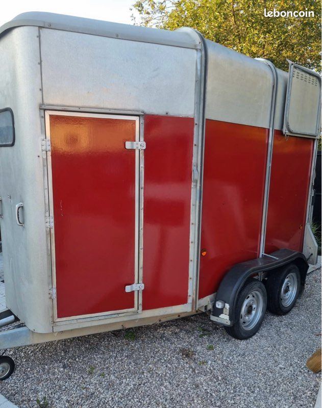 Van places Ifor Williams plancher Alu en bon état Équipement