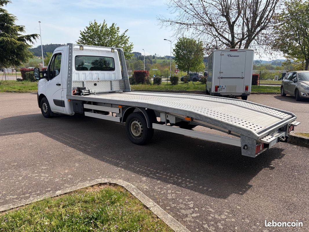 Renault master porte voiture 3t5 dci 145 à 23500 HT (image 3)
