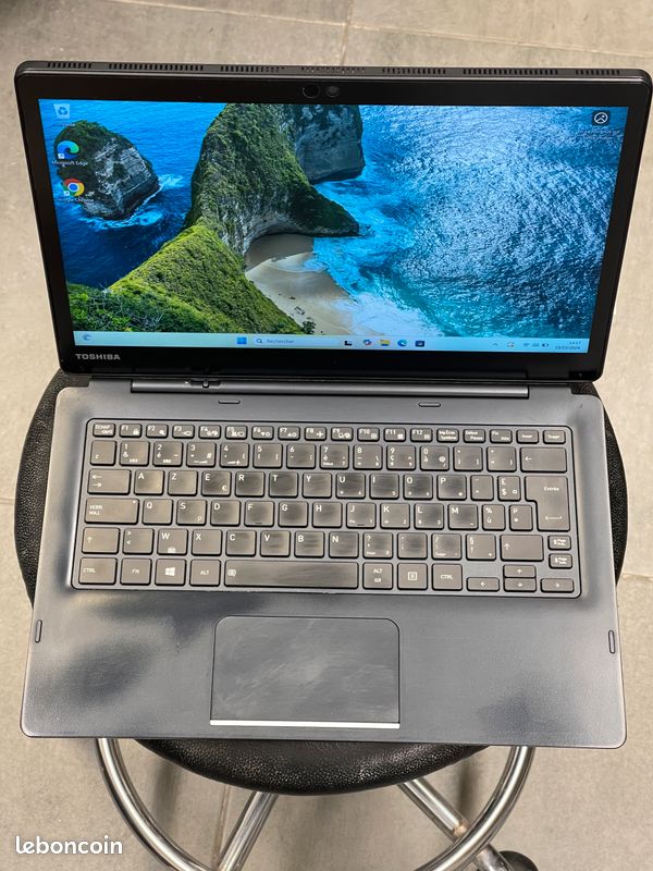 TOSHIBA Prtege X30T-E - i5 8ème 16Go 256Go 13" Tactile Clavier FR détachable W11 Pro - Ref P02615 (image 1)