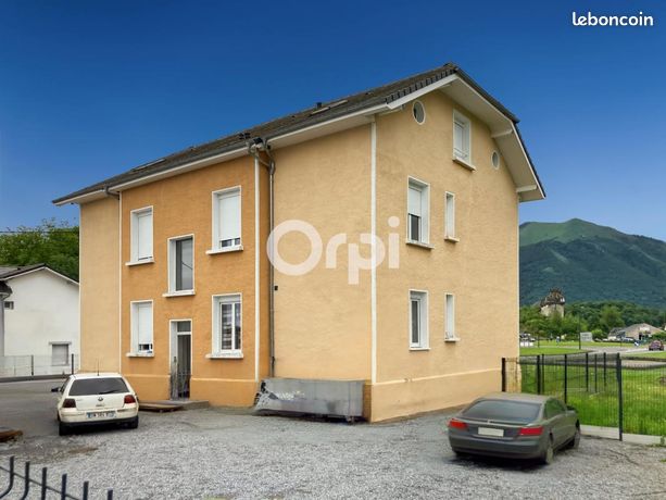 Immeuble 12 pièces 270 m²