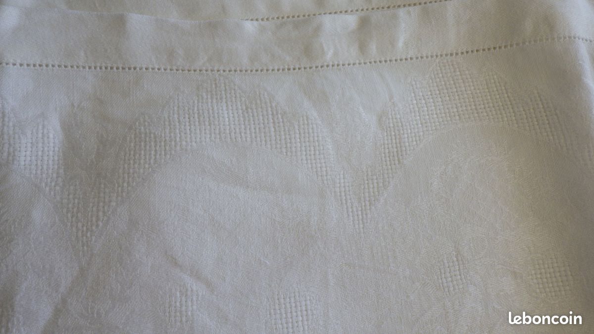 Belle nappe damassée 150x280cm (image 6)