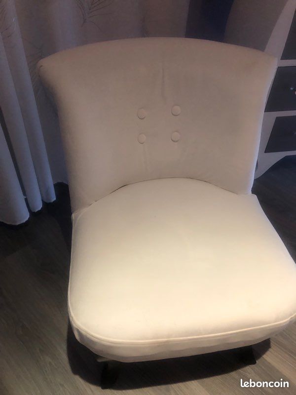 Fauteuil blanc (image 2)