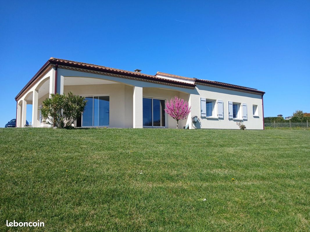 Maison 8 pièces 145 m² · à Saint-Paul-Lizonne · 145 m² · 272 850 €