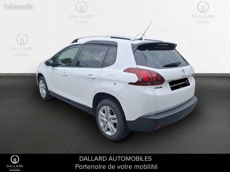Peugeot 2008 1.2 PureTech 130ch E6.c Style S&S (image 7)