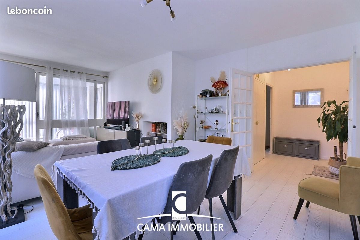 Appartement 5 pièces 97 m² · à Fontenay-le-Fleury · 97 m² · 259 000 €