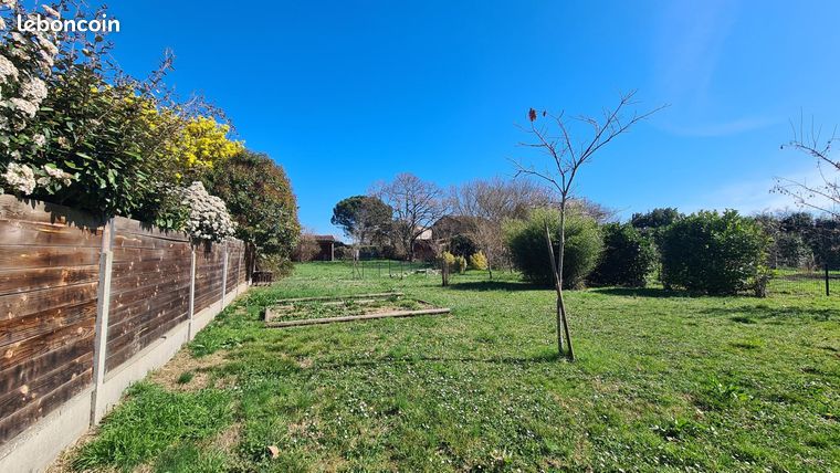 Terrain 977 m² SEILH