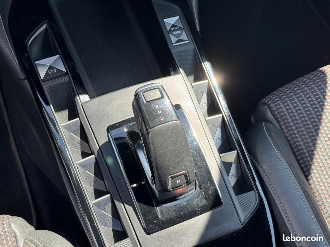 DS 3 Crossback DS3 BlueHDi 130 EAT8 Performance Line+ (image 20)