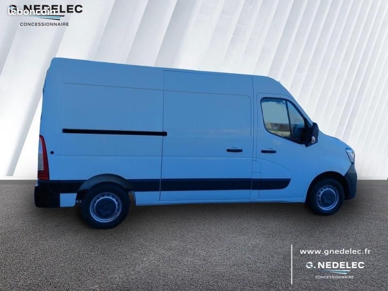 Renault Master Fg F3300 L2H2 2.3 Blue dCi 135ch Confort Euro6 (image 4)