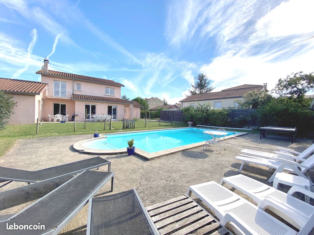 Maison 5 pièces 130 m² · à Brindas · 130 m² · 620 000 €