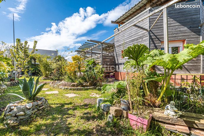 Propriété 3 pièces 107 m²