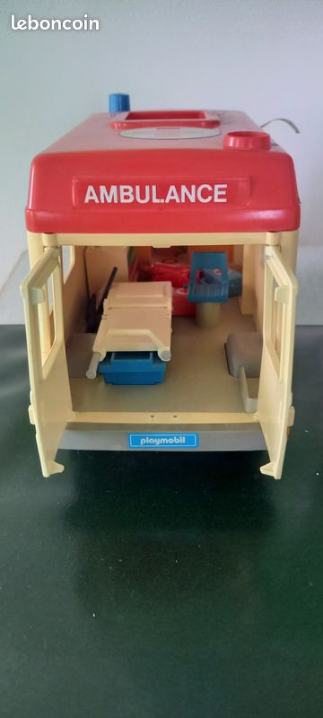 Playmobil Ambulance Vintage 3456 (image 4)