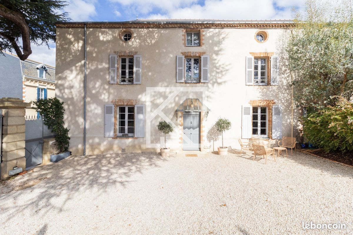 Maison 7 pièces 180 m² · à Cholet · 180 m² · 567 000 €