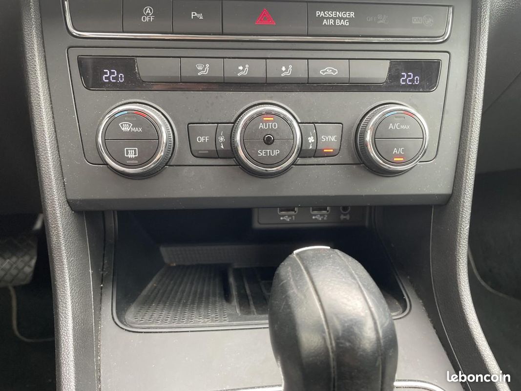 SEAT LEON 1.5 tgi 130 gnv style business dsg7 (image 24)