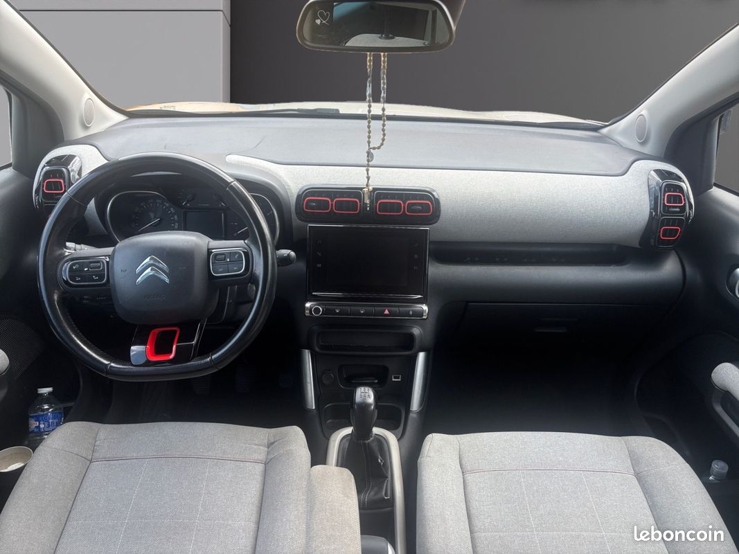CITROEN C3 1.2 PURE TECH 82 SHINE Garantie 12 mois (image 2)