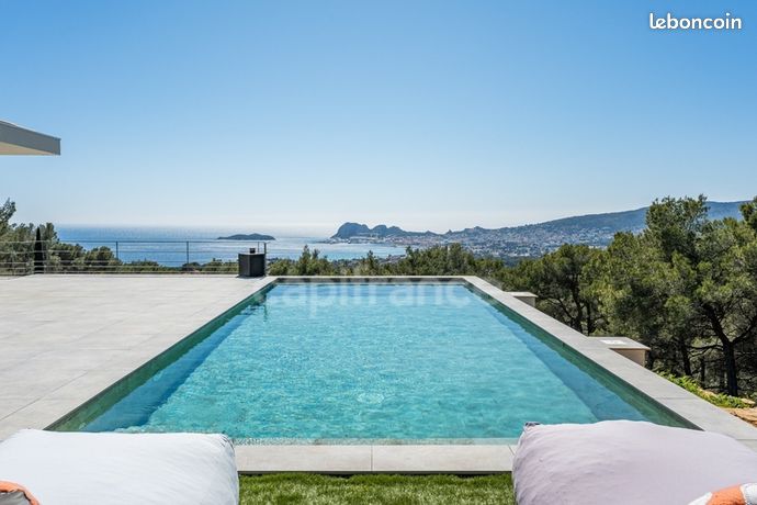 Propriété 8 pièces 335 m²