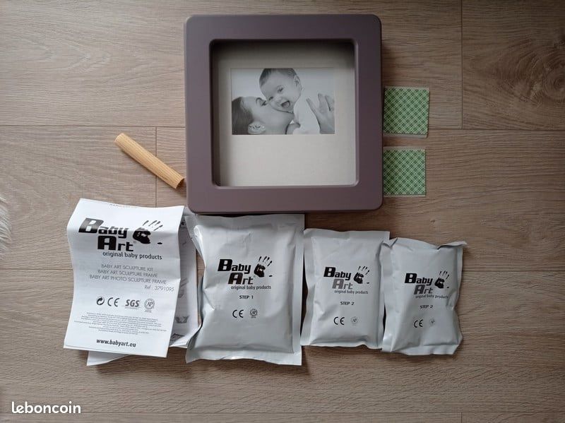Photo sculpture frame taupe Baby art kit empreintes bébé (image 1)